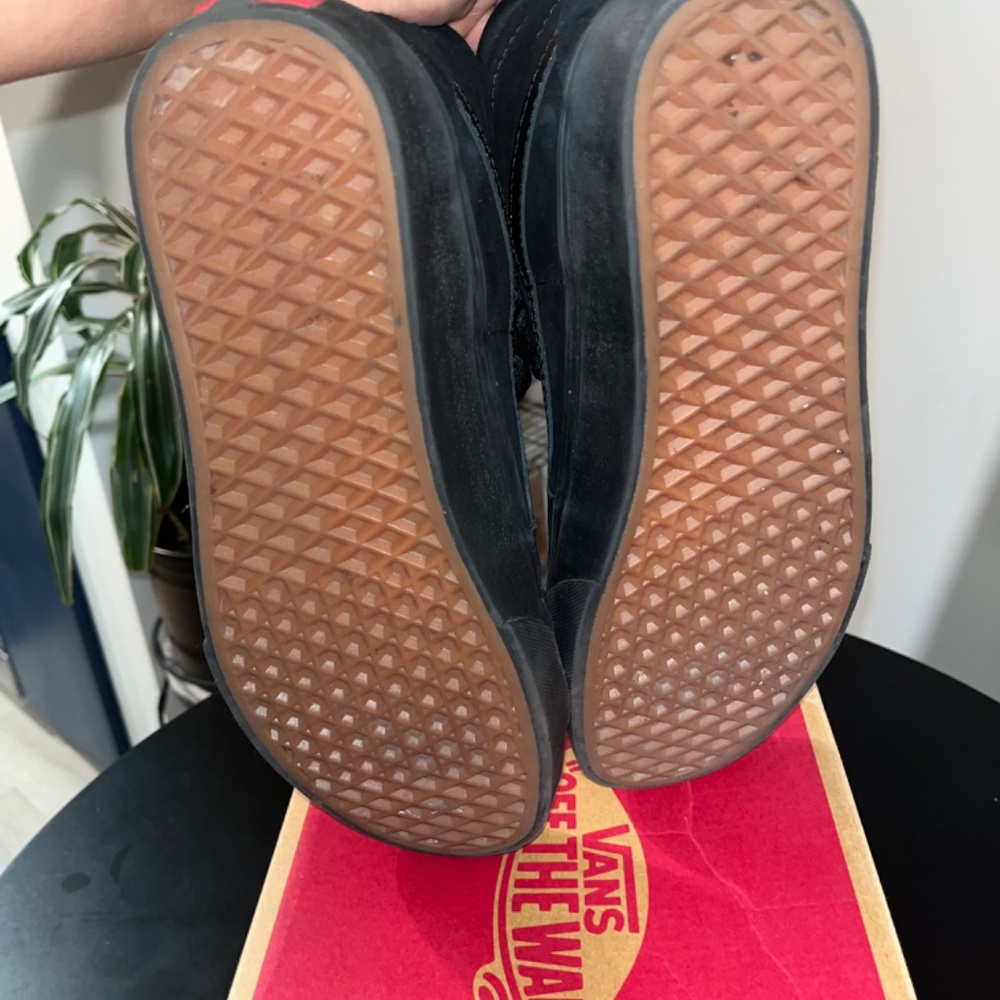 Vans Hightops - image 5